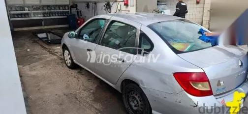 رينو سيمبول 2010 فضي مستعملة للبيع - 3