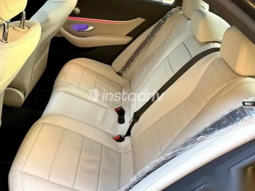 مرسيدس E 200 2021 أسود مستعملة للبيع - 10