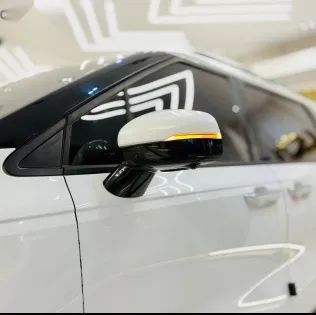 كيا كارنفال 2024 أبيض مستعملة للبيع