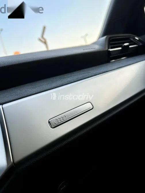 Audi Q3 2019 Black Used for Sale - 5