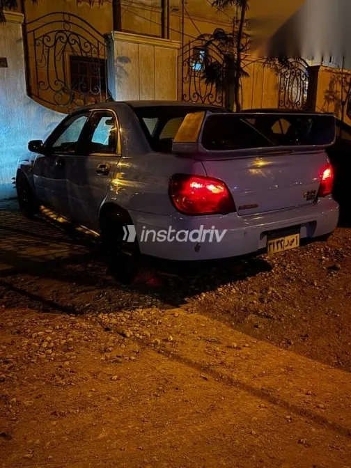 سوبارو امبريزا 2005 أزرق غامق مستعملة للبيع - 6