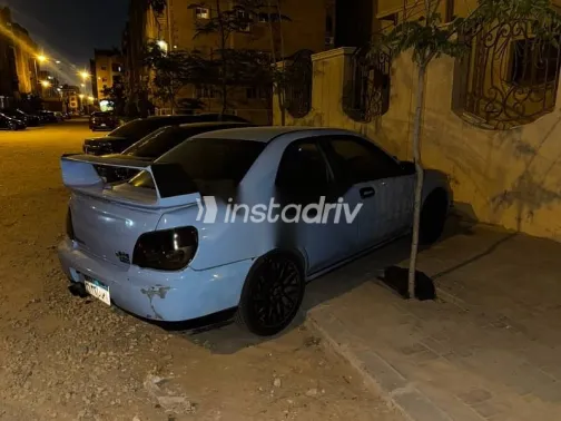 سوبارو امبريزا 2005 أزرق غامق مستعملة للبيع - 9