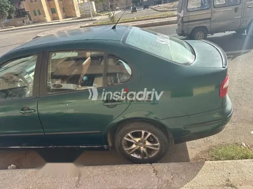 سيات توليدو 2000 أخضر مستعملة للبيع - 3