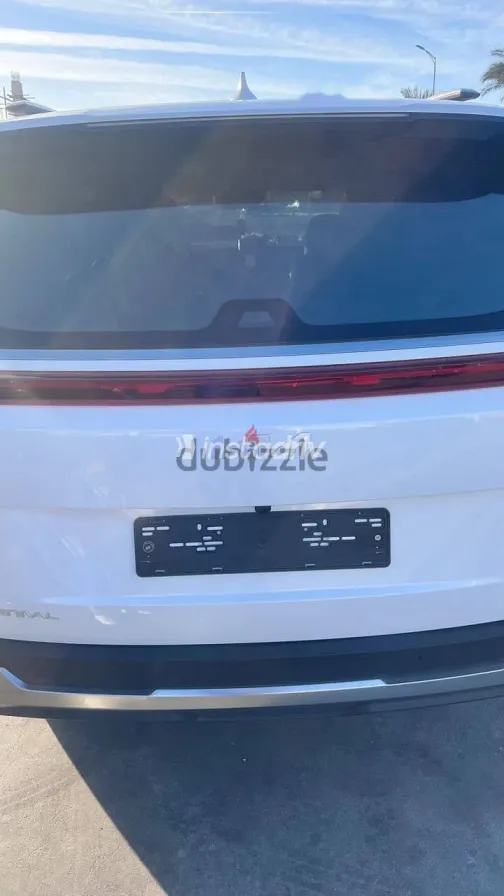 كيا كارنفال 2024 أبيض مستعملة للبيع - 5