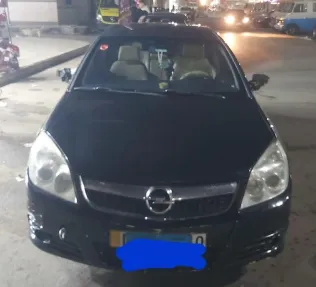 اوبل فيكترا 2007 أسود مستعملة للبيع