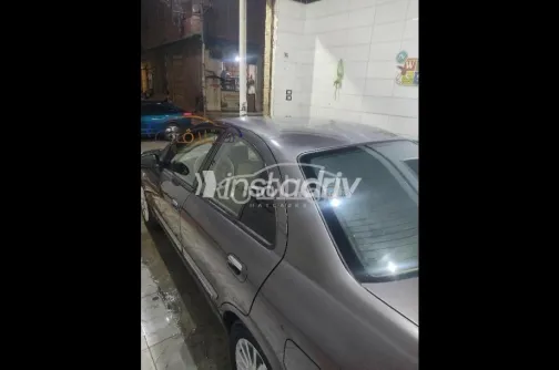 نيسان صنى 2011 بترولي مستعملة للبيع - 1