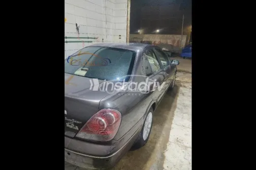 نيسان صنى 2011 بترولي مستعملة للبيع - 5