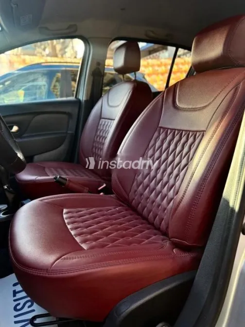 Renault Sandero Step Way 2022 Silver Used for Sale - 2