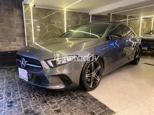 Mercedes A 200 2020 Gray Used for Sale - 5