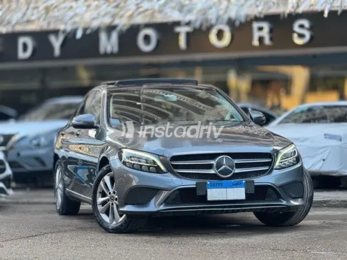 مرسيدس C 180 2019 رمادي مستعملة للبيع - 1