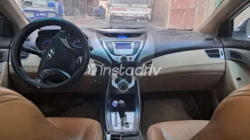 Hyundai Elantra 2012 White Used for Sale - 1