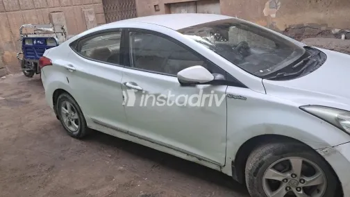 Hyundai Elantra 2012 White Used for Sale - 4