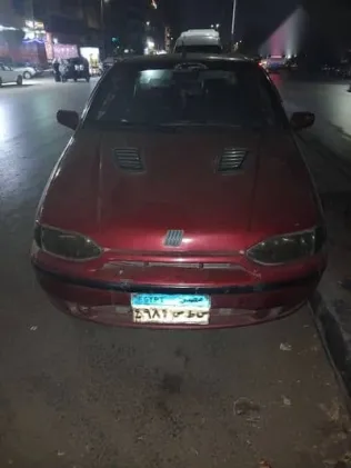 فيات سينا 2002 أحمر مستعملة للبيع