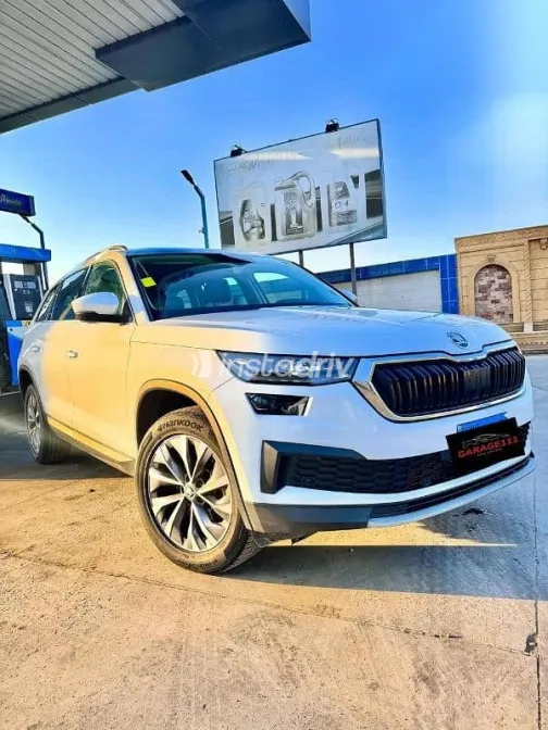 سكودا كودياك 2024 أبيض مستعملة للبيع - 7