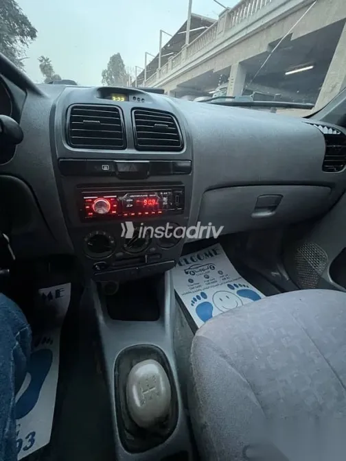 هيونداي فيرنا 2010 أسود مستعملة للبيع - 8