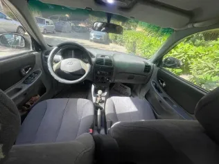 هيونداي فيرنا 2010 أسود مستعملة للبيع