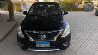 نيسان صنى 2020 أسود مستعملة للبيع