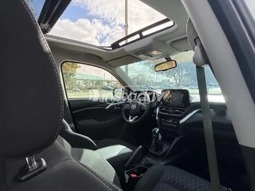 Toyota Urban Cruiser 2024 White Used for Sale - 3