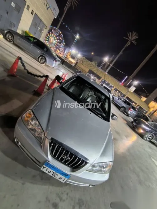 هيونداي افانتي 2005 فضي مستعملة للبيع - 2