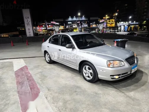 هيونداي افانتي 2005 فضي مستعملة للبيع - 5