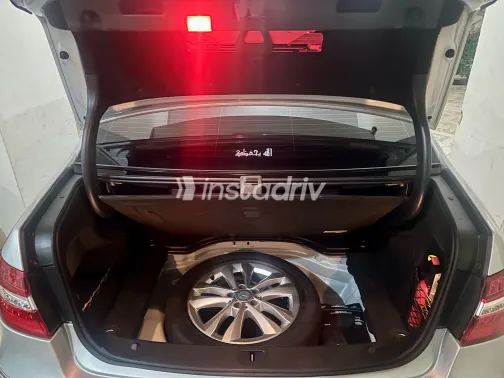 Mercedes E 200 2010 White Used for Sale - 3