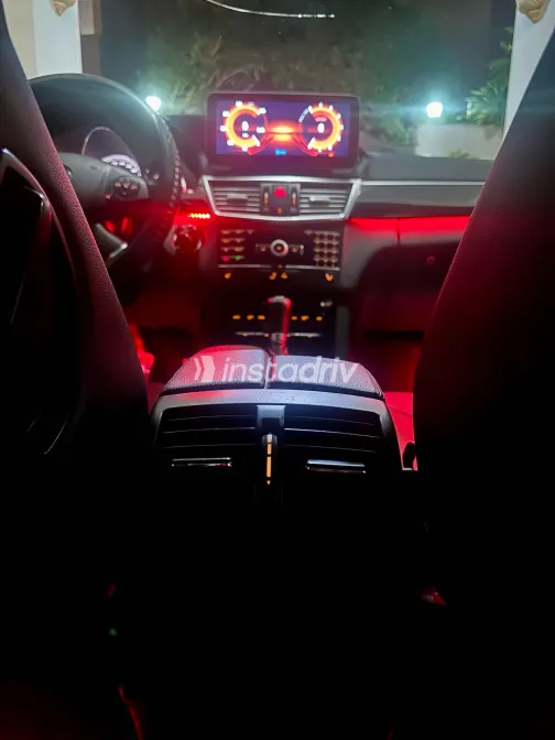 Mercedes E 200 2010 White Used for Sale - 8