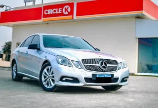 Mercedes E 200 2010 White Used for Sale
