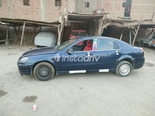 بريليانس سبلندور 2012 أبيض مستعملة للبيع - 2