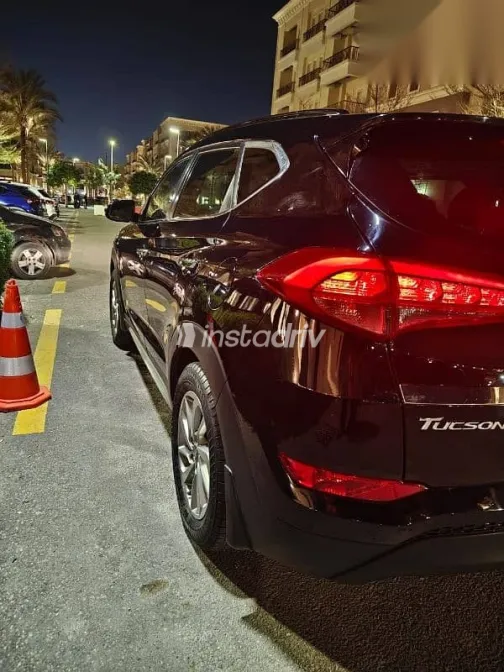 هيونداي توسان 2017 أسود مستعملة للبيع - 6