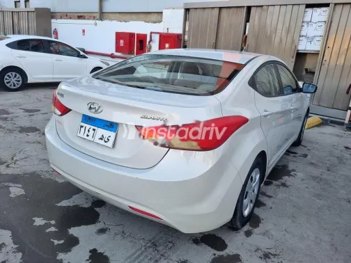هيونداي إلنترا ام دى 2013 بيج مستعملة للبيع - 2