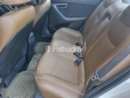 هيونداي إلنترا ام دى 2013 بيج مستعملة للبيع - 4