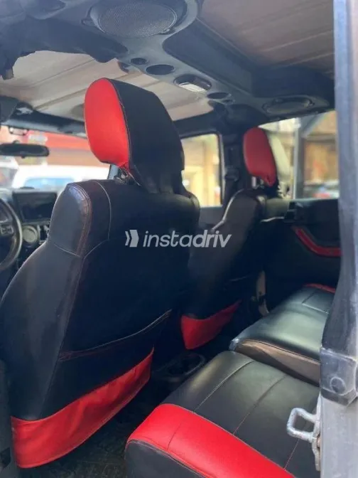 جيب رانجلر 2011 فضي مستعملة للبيع - 4