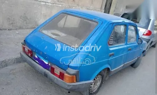 فيات 127 1985 أزرق غامق مستعملة للبيع - 1