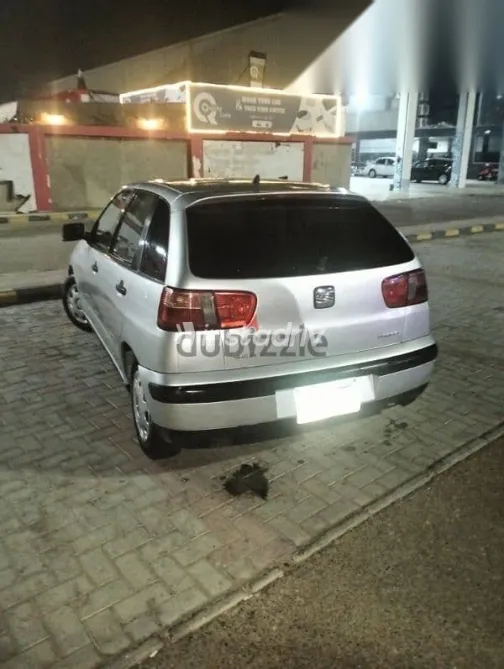 Seat Ibiza 2001 Silver Used for Sale - 1