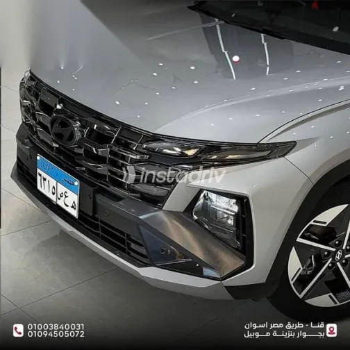 هيونداي توسان 2025 فضي مستعملة للبيع - 1