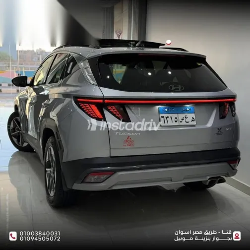 هيونداي توسان 2025 فضي مستعملة للبيع - 6