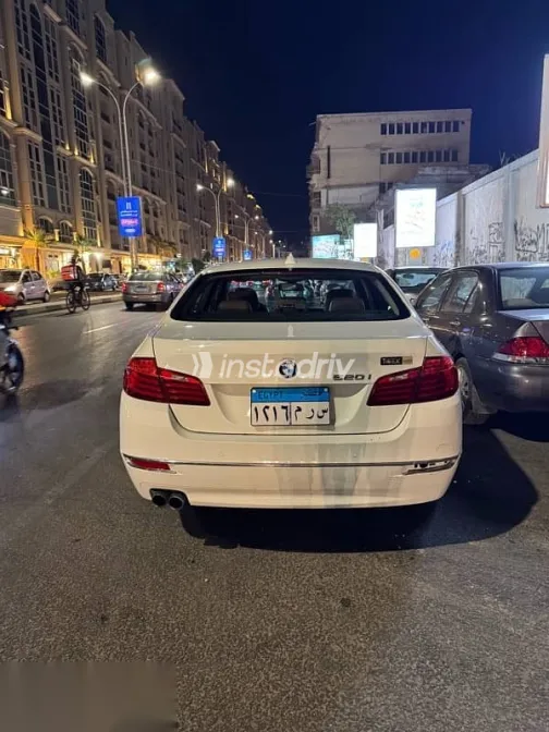 بي ام دبليو 520 2017 أبيض مستعملة للبيع - 1