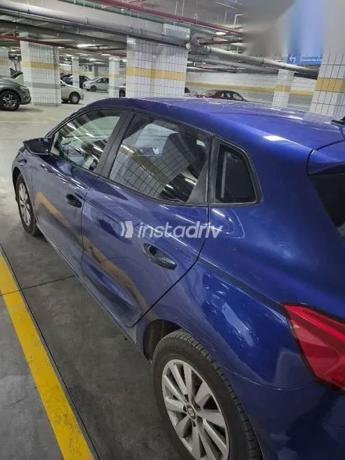 سيات ابيزا 2020 أزرق غامق مستعملة للبيع - 3