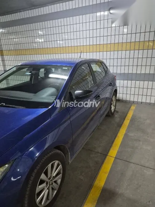 سيات ابيزا 2020 أزرق غامق مستعملة للبيع - 4