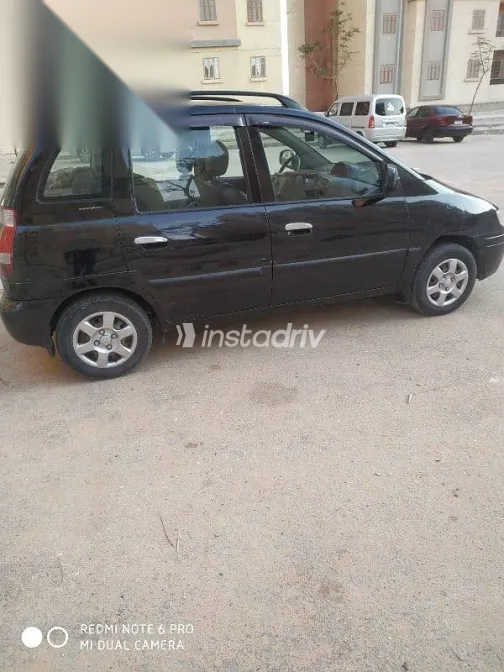 Hyundai Matrix 2008 Black Used for Sale - 3
