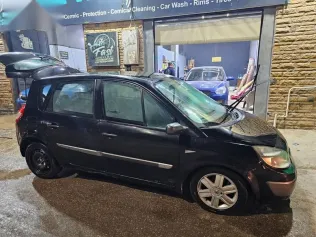 رينو سينيك 2005 أسود مستعملة للبيع