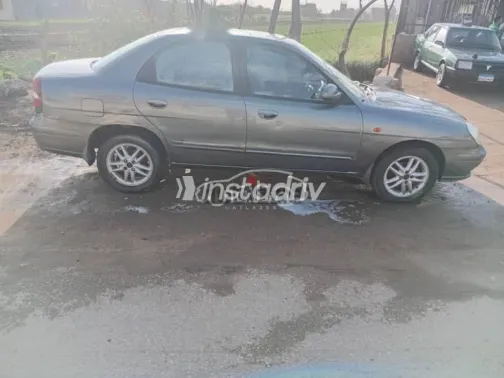 Daewoo Nubira 2000 Gray Used for Sale - 8