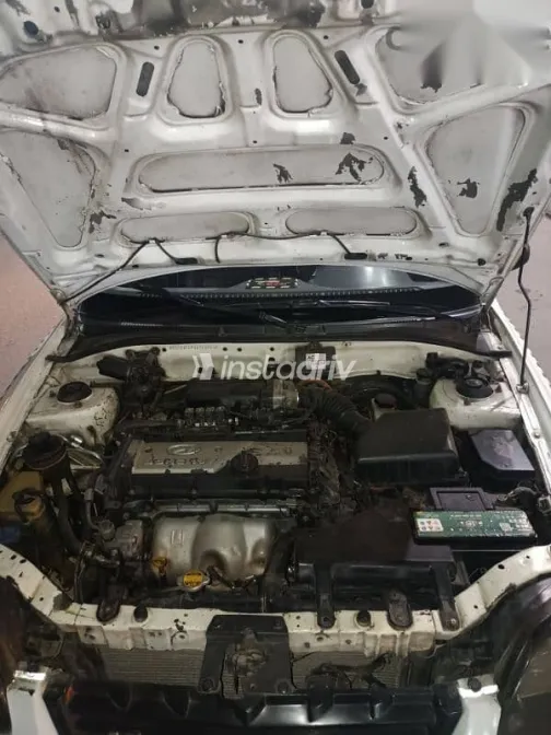 هيونداي فيرنا 2013 أبيض مستعملة للبيع - 5