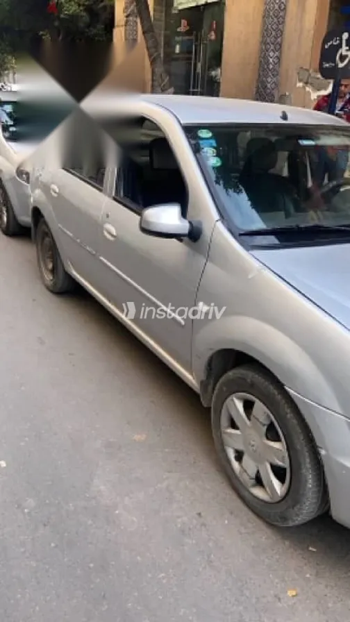 رينو لوجان 2012 رمادي مستعملة للبيع - 3