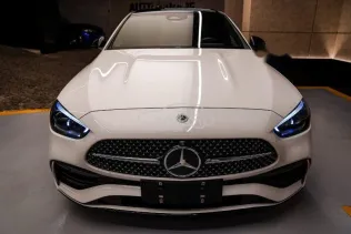 مرسيدس C 200 2022 أبيض مستعملة للبيع