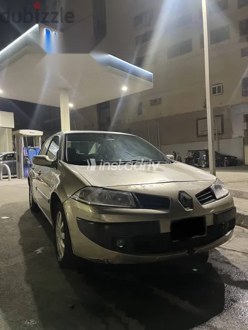 رينو ميجان 2008 ذهبي مستعملة للبيع - 2