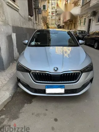 سكودا سكالا 2022 فضي مستعملة للبيع