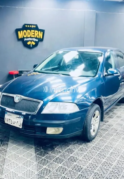 سكودا اوكتافيا A5 2005 أزرق غامق مستعملة للبيع - 2