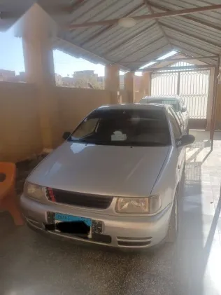فولكس فاغن بولو 1999 فضي مستعملة للبيع