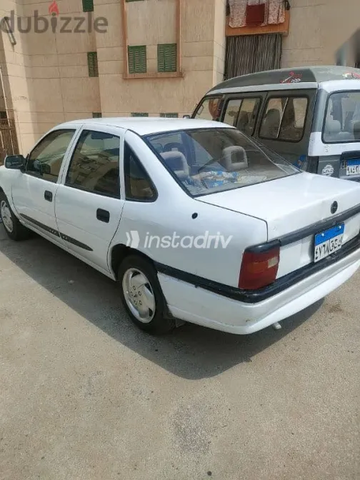 Opel Vectra 1996 White Used for Sale - 2